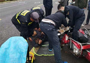 突發(fā)交通事故，應急處置規范 --金橋輔警項目協(xié)助處置交通事故