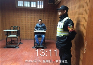 小偷春節不休息，特保當場(chǎng)就拿下 -----周浦市容項目隊員抓捕小偷